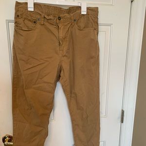 Men’s AE khaki pants